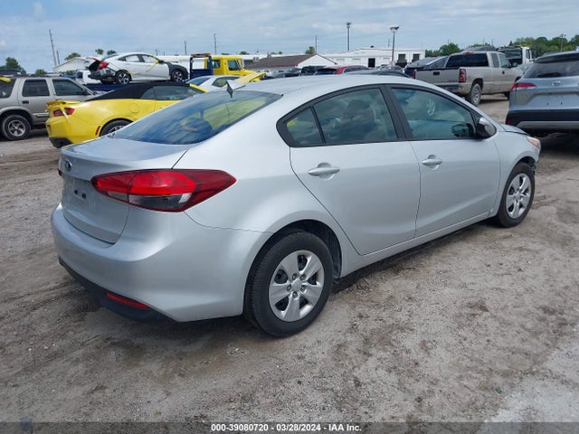 KIA FORTE LX 2017 3KPFK4A78HE047786 Image 4