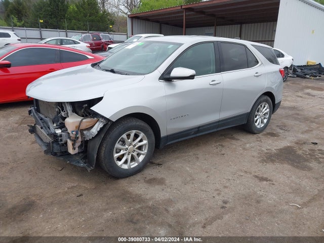 Chevrolet EQUINOX LT 2018 2GNAXSEV6J6318866 Image 2