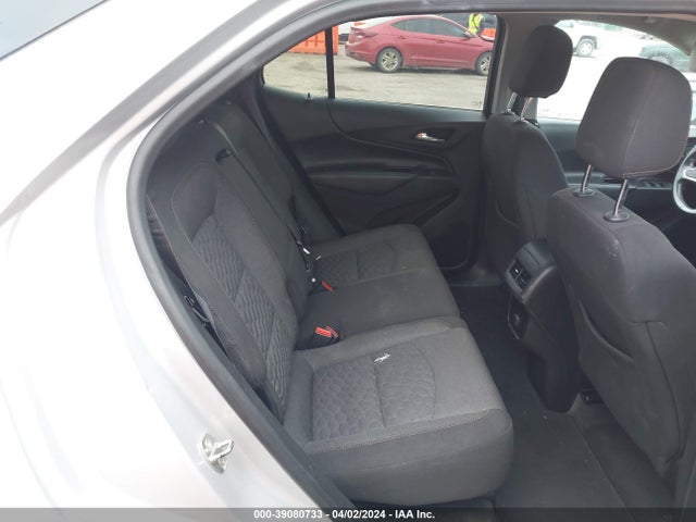 Chevrolet EQUINOX LT 2018 2GNAXSEV6J6318866 Image 8