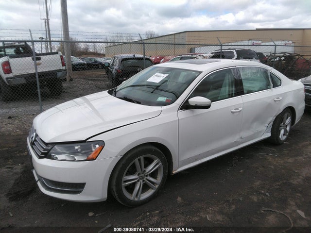 1VWBT7A32EC067235 Volkswagen Passat 1.8t Se