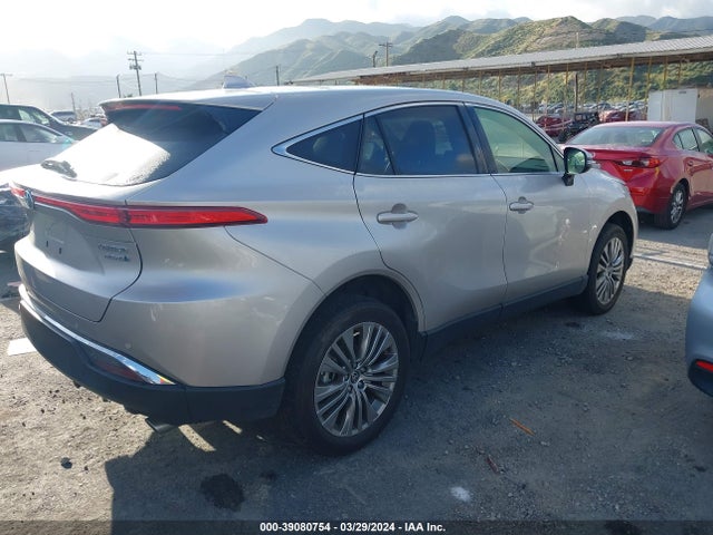 Toyota Venza Limited 2022 JTEAAAAH2NJ098568 Image 4