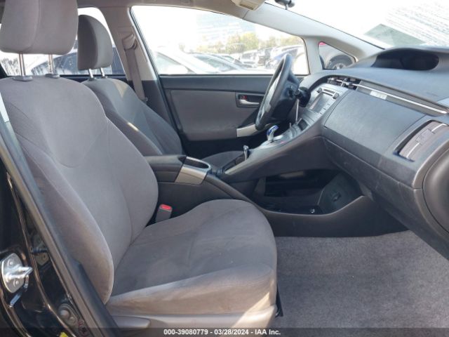 JTDKN3DU1F0450970 Toyota Prius Two