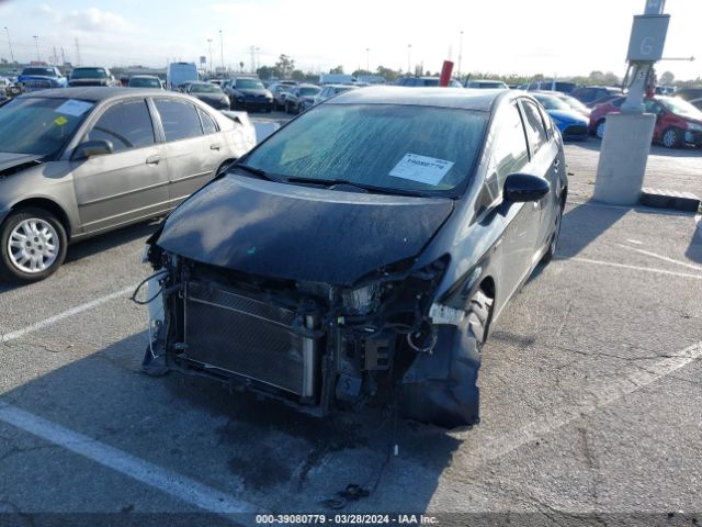 JTDKN3DU1F0450970 Toyota Prius Two