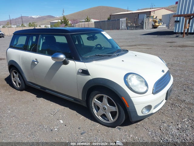 2008 MINI COOPER CLUBMAN WMWML33528TJ45937 Photo 0
