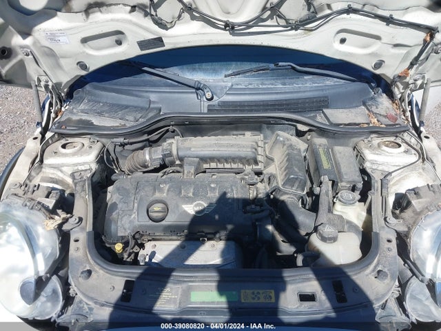 2008 MINI COOPER CLUBMAN WMWML33528TJ45937 Photo 9