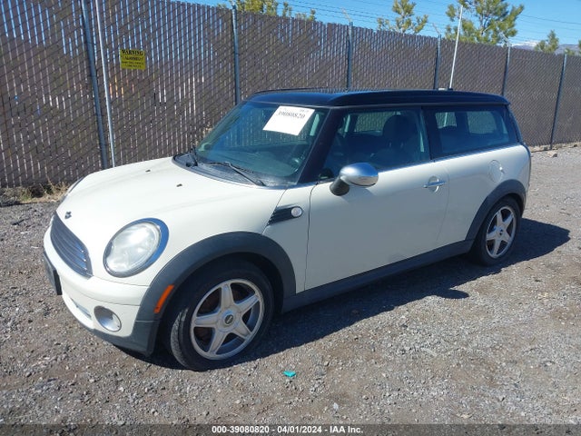 2008 MINI COOPER CLUBMAN WMWML33528TJ45937 Photo 1