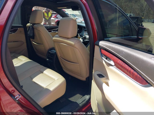 1GYKNFRS8JZ124803 Cadillac Xt5 Premium Luxury
