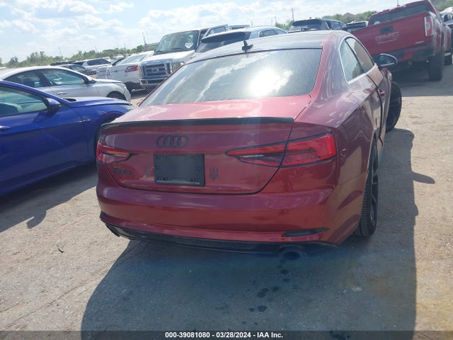 WAUSNAF59JA000851 Audi A5 2.0t Premium