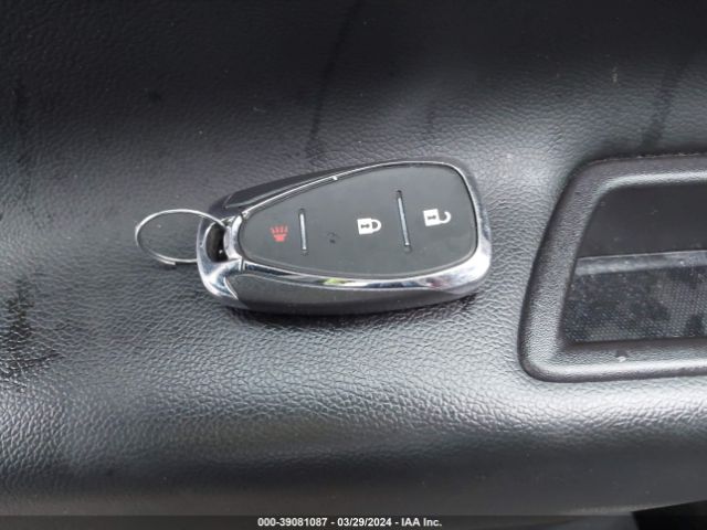2GNAXUEV7M6137873 Chevrolet Equinox Awd Lt