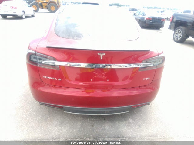 5YJSA1H11EFP45986 Tesla Model S P85