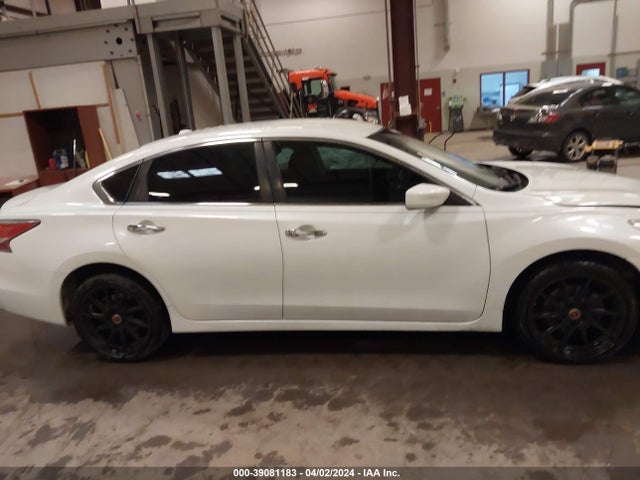 Nissan Altima 2.5 S 2014 1N4AL3AP0EC295198 Image 13