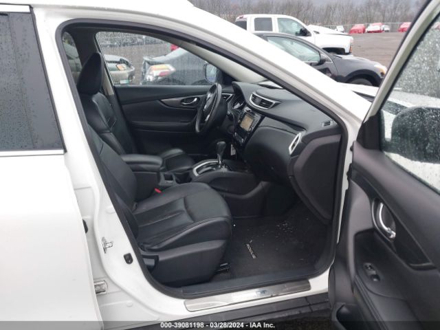 5N1AT2MV0EC797610 Nissan Rogue Sl
