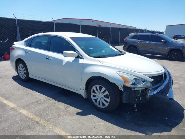 Nissan Altima 2.5 S 2015 1N4AL3AP3FN373186 main image