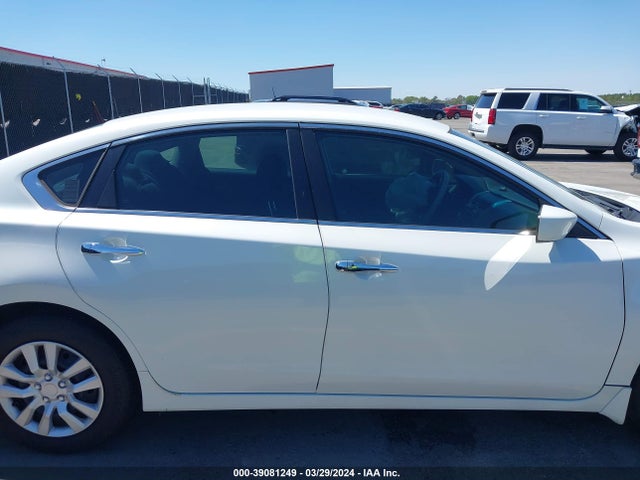 Nissan Altima 2.5 S 2015 1N4AL3AP3FN373186 Image 13