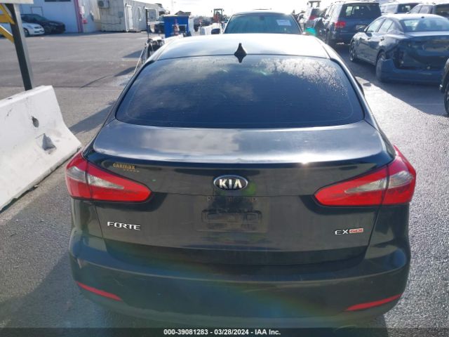 KNAFZ4A83G5616670 KIA FORTE EX