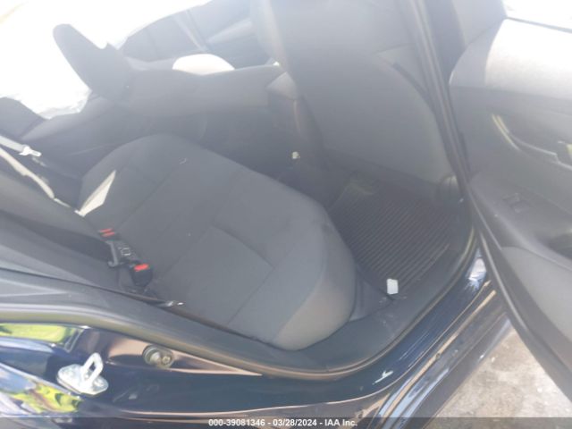 5YFEPMAE4NP338288 Toyota COROLLA LE