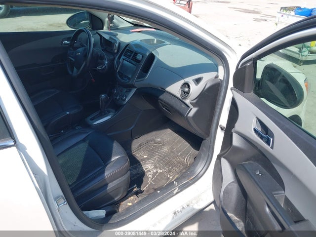 Chevrolet Sonic Ltz Auto 2016 1G1JE5SB7G4136560 Image 5
