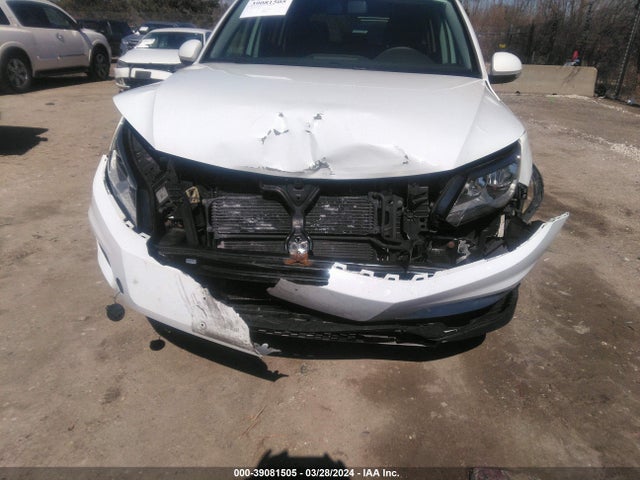 WVGBV7AX2HK042910 Volkswagen Tiguan 2.0t/2.0t S