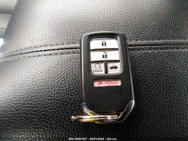 JHMCR6F74HC025325 Honda Accord Hybrid Touring