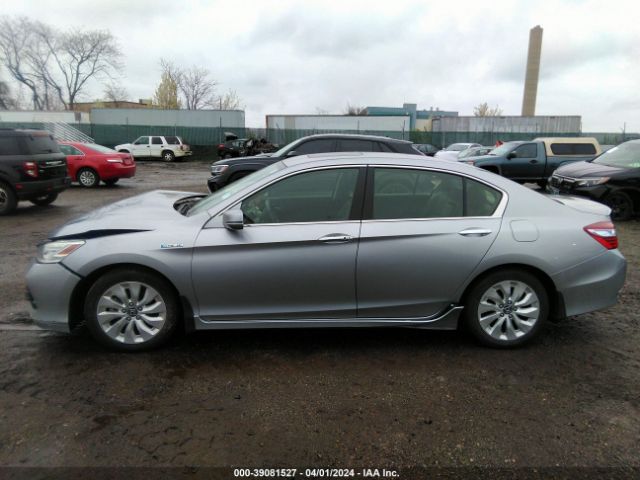 JHMCR6F74HC025325 Honda Accord Hybrid Touring