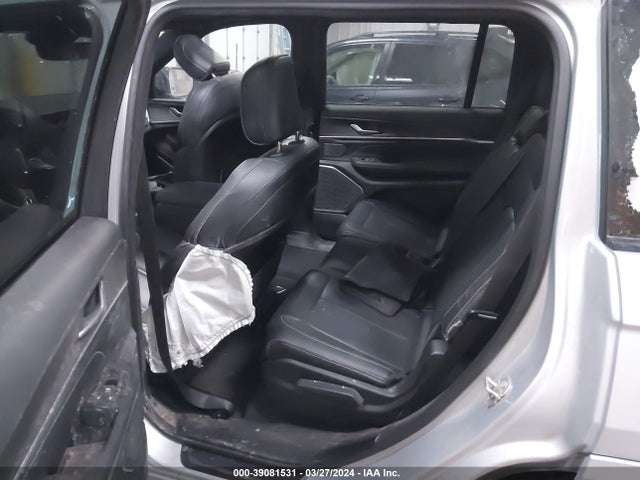 1C4RJKDG5P8885086 Jeep Grand Cherokee L Overland 4x4