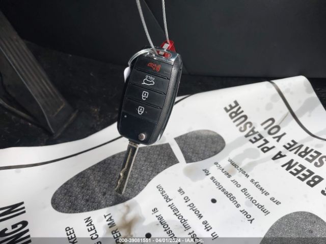 KNDPM3AC3K7568010 KIA Sportage Lx