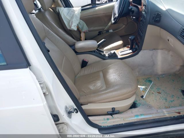 2000 SAAB 9-5 YS3EF58Z4Y3003782 Photo 4