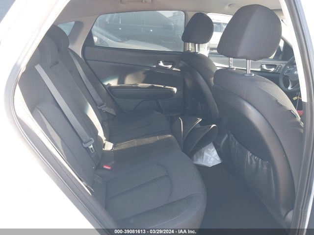 KIA Optima Lx 2016 5XXGT4L36GG086331 Image 8