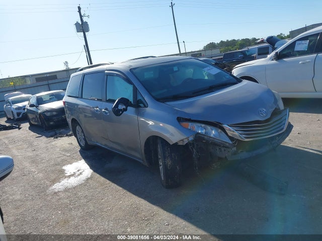 Toyota Sienna Xle Premium 8 Passenger 2017 5TDYZ3DC3HS801786 главное изображение