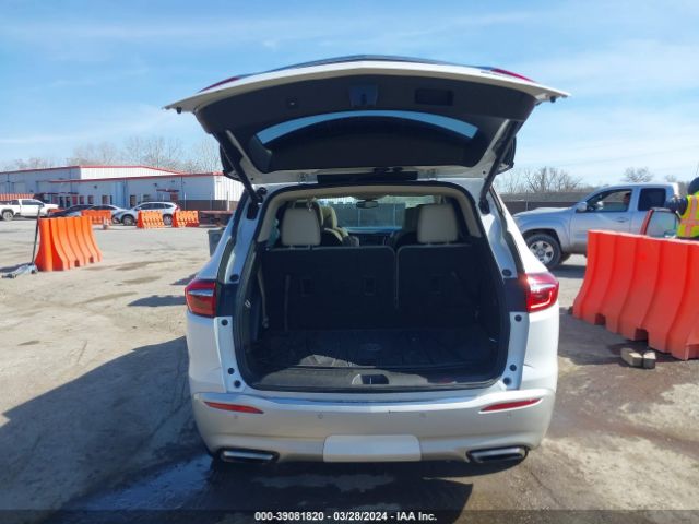 5GAERBKW8JJ174985 Buick Enclave Essence