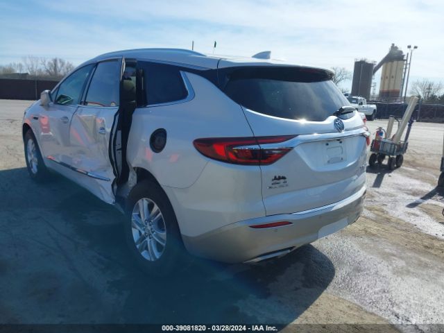 5GAERBKW8JJ174985 Buick Enclave Essence