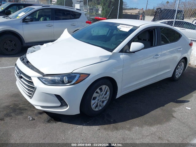 Hyundai ELANTRA SE 2017 5NPD84LF3HH115210 Image 2