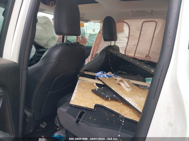 Jeep Renegade Limited 2016 ZACCJADT9GPE09266 Image 8