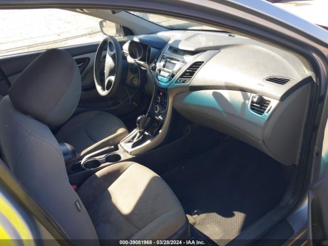5NPDH4AE3FH631283 Hyundai ELANTRA SE
