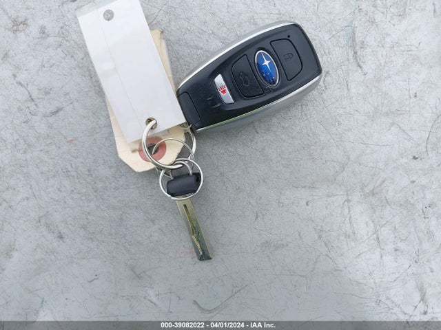 Subaru Outback 2.5i Limited 2018 4S4BSANCXJ3357323 Image 11