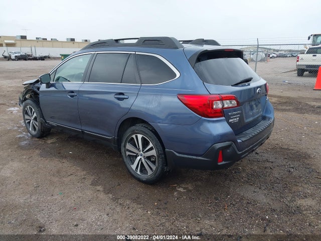 Subaru Outback 2.5i Limited 2018 4S4BSANCXJ3357323 Image 3