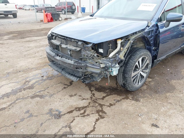 Subaru Outback 2.5i Limited 2018 4S4BSANCXJ3357323 Image 6