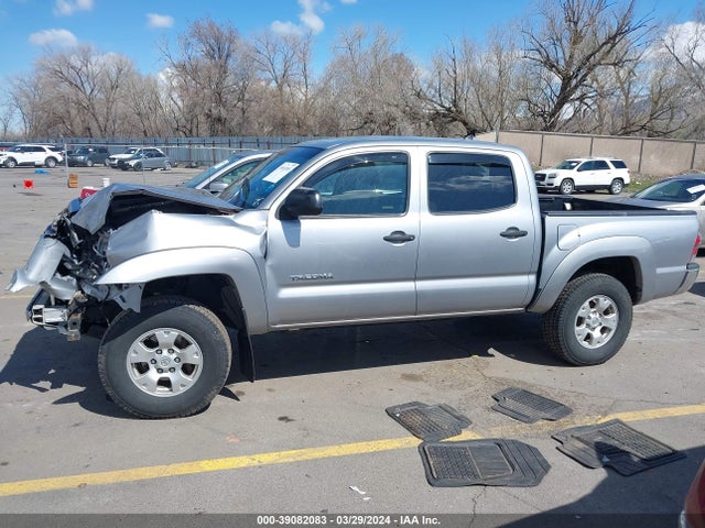 Toyota Tacoma Base V6 2015 3TMLU4ENXFM181644 Image 14
