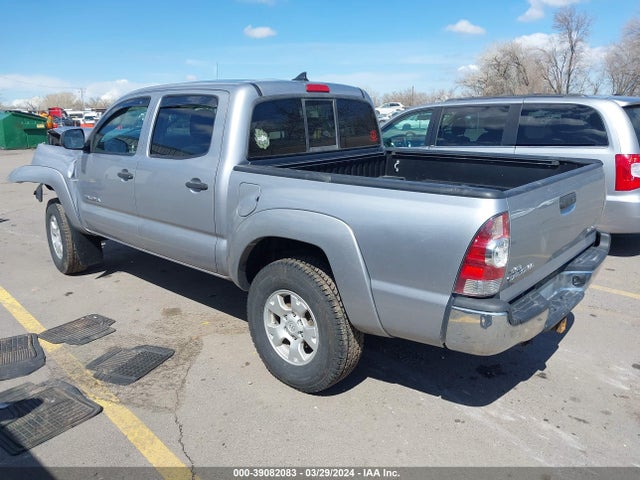 Toyota Tacoma Base V6 2015 3TMLU4ENXFM181644 Image 3