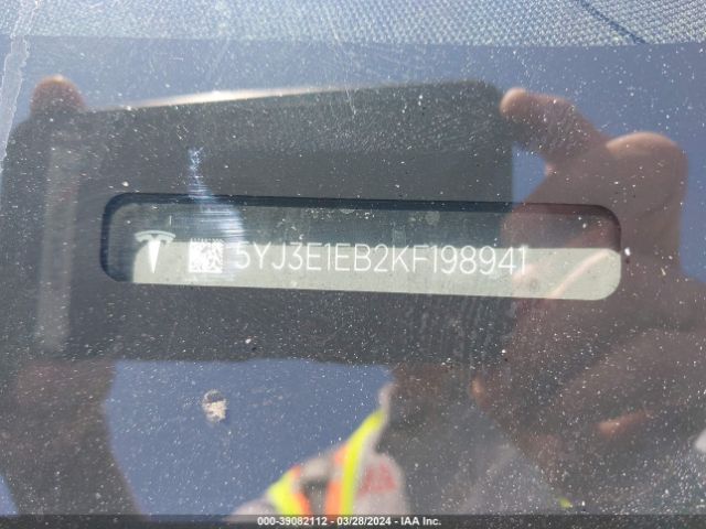 5YJ3E1EB2KF198941 Tesla Model 3 Long Range/performance