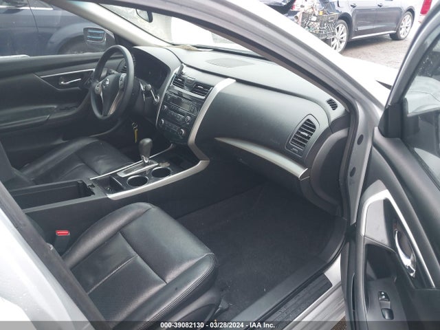 Nissan Altima 2.5 S 2014 1N4AL3APXEC137581 Image 5