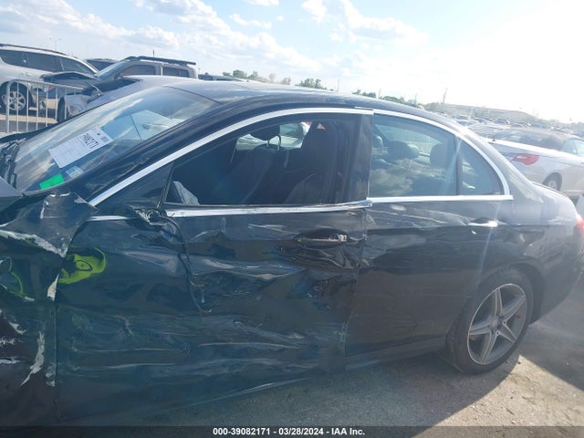 Mercedes-Benz E 300 2017 WDDZF4JB8HA037970 Image 13