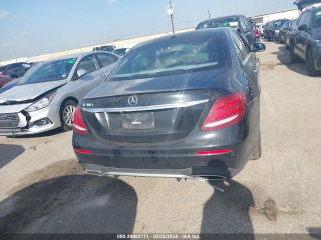 Mercedes-Benz E 300 2017 WDDZF4JB8HA037970 Image 15