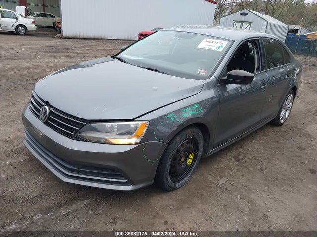 3VW2K7AJ2FM276993 Volkswagen Jetta 2.0l S