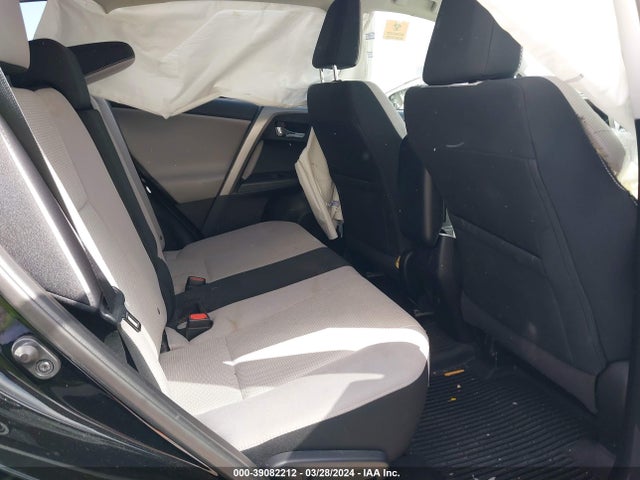 Toyota Rav4 Xle 2018 2T3RFREV4JW723216 Image 8