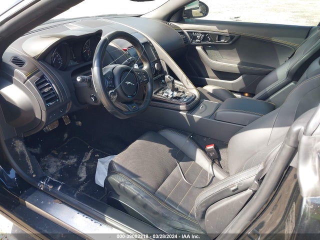 2018 JAGUAR F-TYPE SAJD81GV0JCK47876 Photo 4