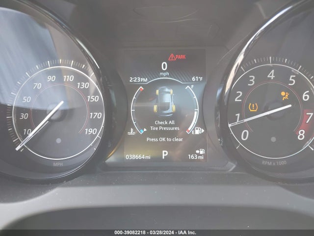 2018 JAGUAR F-TYPE SAJD81GV0JCK47876 Photo 6