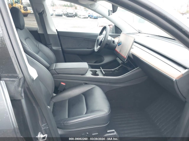 5YJYGDEE2LF045859 Tesla Model Y Long Range Dual Motor All-wheel Drive