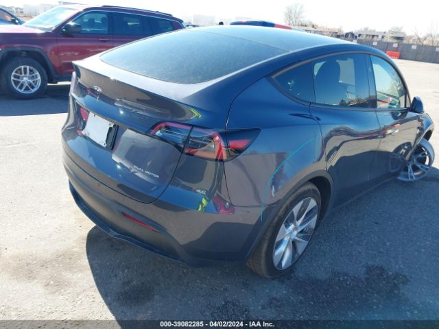 2023 TESLA MODEL Y 7SAYGDEE0PF898088 Photo 3