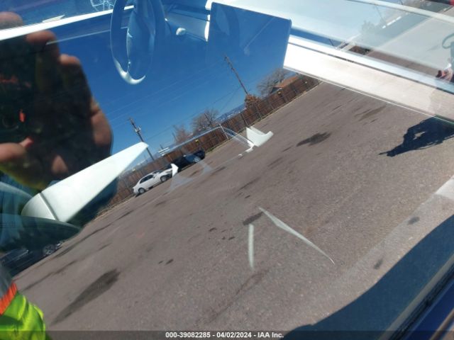 2023 TESLA MODEL Y 7SAYGDEE0PF898088 Photo 4